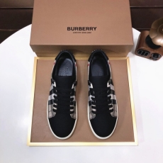 Burberry Sneakers